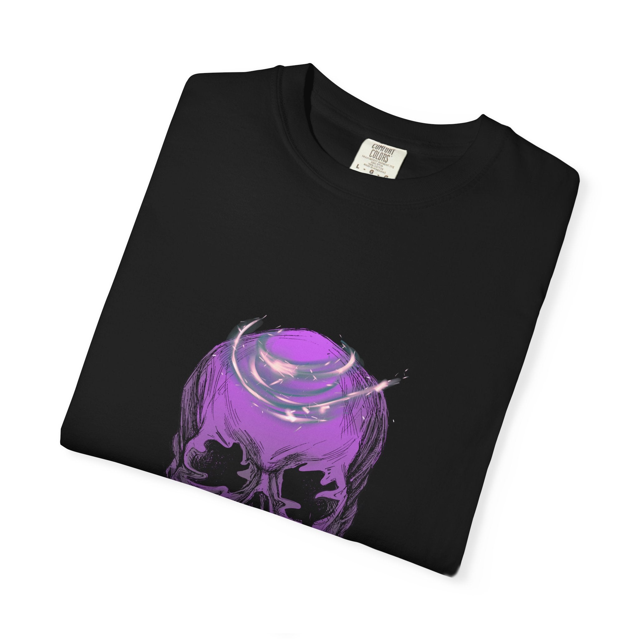 Skull Graphic T-shirt | Edgy Streetwear, Casual Style, Unisex Tee, Alternative Fashion, Cool Art Tee